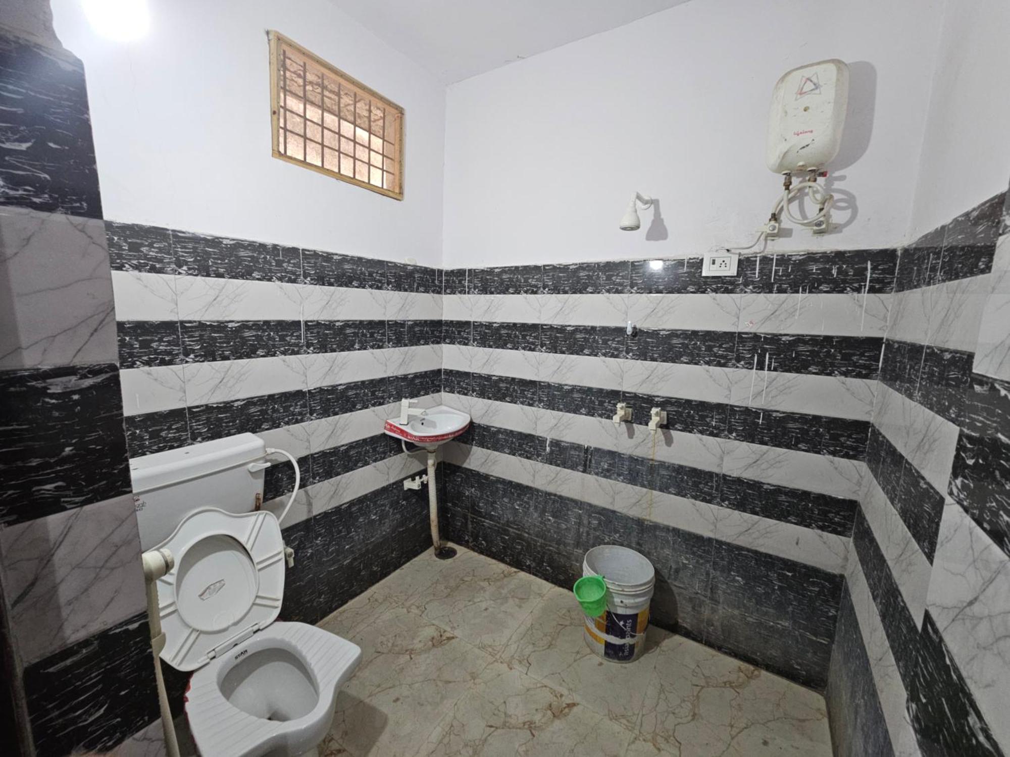 Subhadra Guest House Mathura Szoba fotó